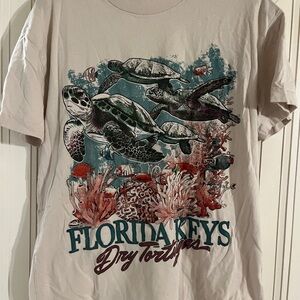 Abercrombie & Fitch Beige Graphic T-Shirt